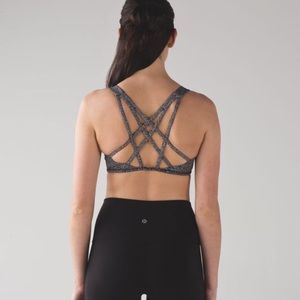 Lululemon Free To Be Tranquil Bra